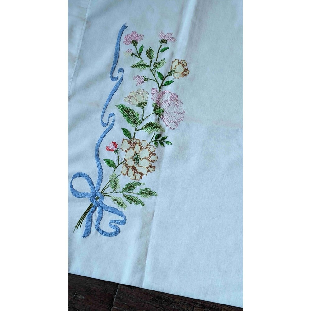 Whimsy Hand Stitched Bed Pillow Cases Set 2 Country Cottage Pattern